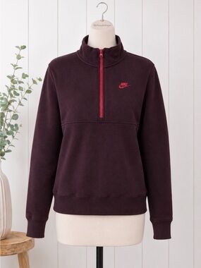 Nike NSW Club Brushed-Back 1/2 Zip Fleece Pullover Brown With Red Tint.